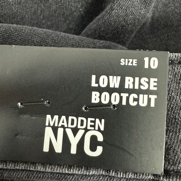 Madden NYC Low Rise Bootcut Black Denim Jeans Size 10 Slim Fit Belt Detailing - Picture 3 of 9